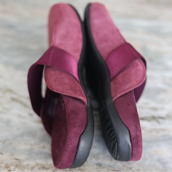 Vionic Women Burgundy Suede Laurel Mules Slip On Comfort Shoes Arch Support Sz 9 - Picture 6 of 9